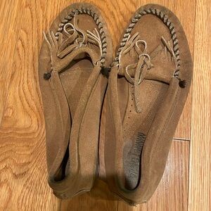 minnetonka moccasins